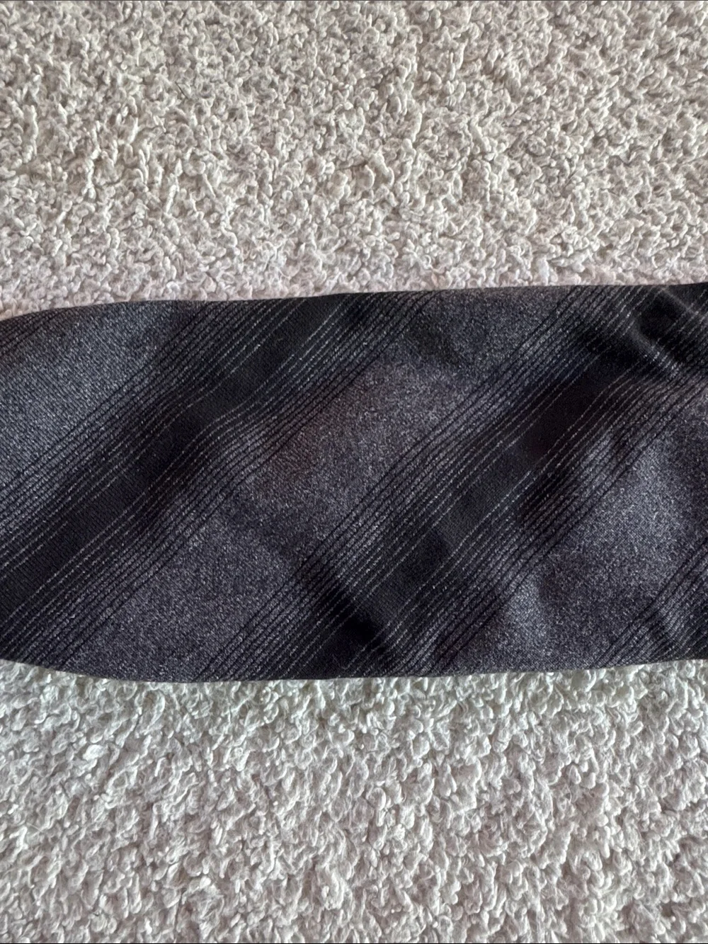 Lululemon Bang Buster Wide Reversible Gray Black Diagonal Stripe White Headband.